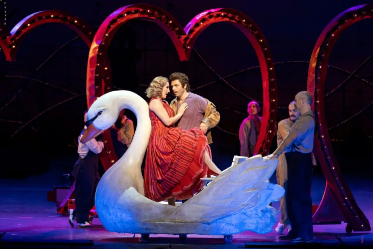 Opera House launches Met Live season with ‘Cosi fan tutte’